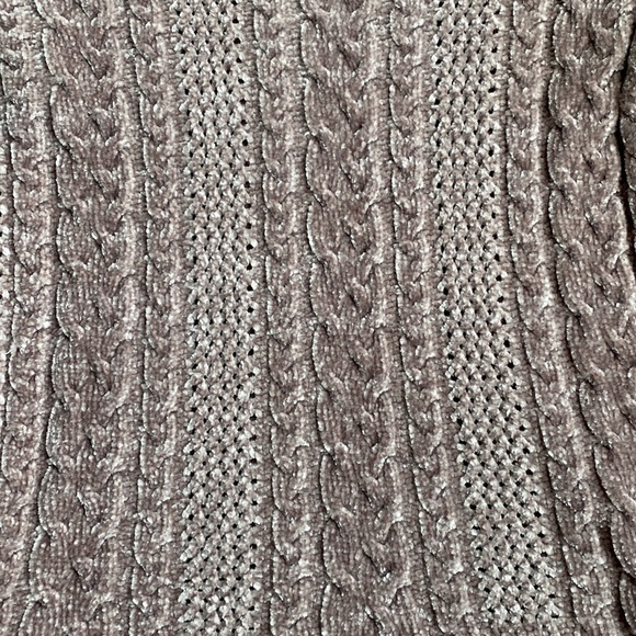 Long sleeve very soft sweater - Picture 3 of 3